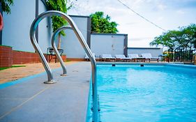 Greenside Hotel